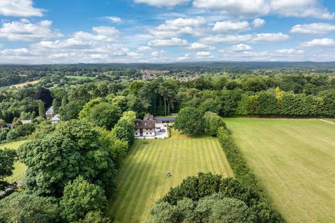 6 bedroom detached house for sale, Hewshott Lane, Liphook, Hampshire, GU30