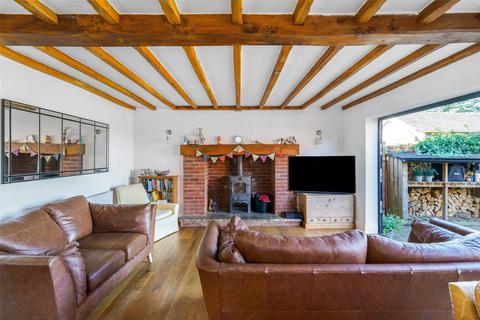 4 bedroom detached house for sale, Leamington Road, Broadway, Worcestershire, WR12