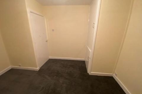 2 bedroom house to rent, Balcary Grove, Bolton