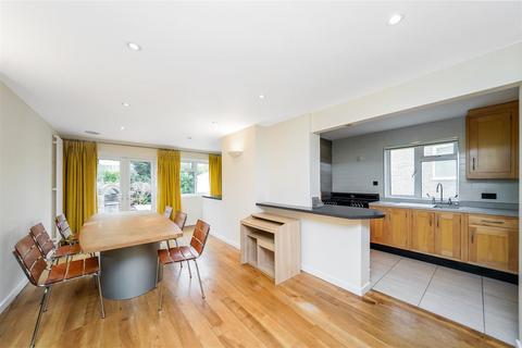 3 bedroom semi-detached house for sale, Hawkwood Crescent, London E4