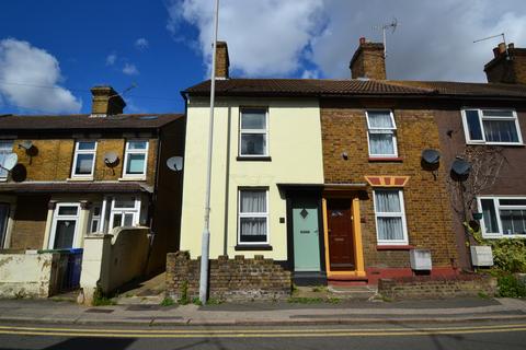 2 bedroom end of terrace house to rent, Sittingbourne ME10