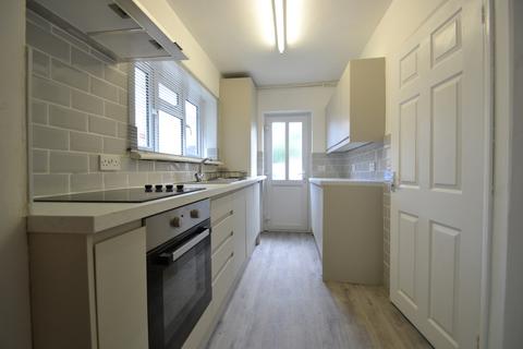 2 bedroom end of terrace house to rent, Sittingbourne ME10