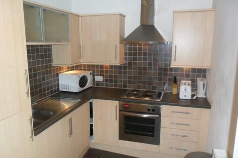 4 bedroom flat to rent, Sciennes Road, Edinburgh, EH9