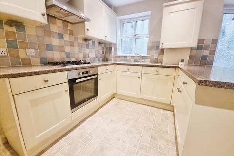 3 bedroom end of terrace house to rent, Kirkstall Gardens, West Yorkshire BD21