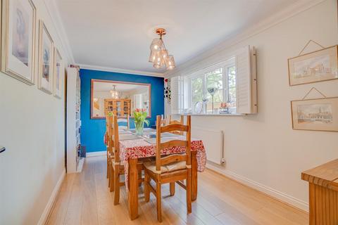 5 bedroom detached house for sale, Millers View, Bursledon, Southampton