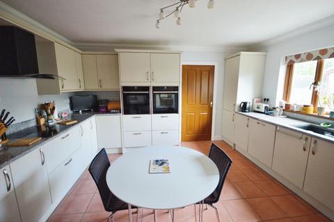31 Pencoed Road, Burry Port, SA16 0PJ