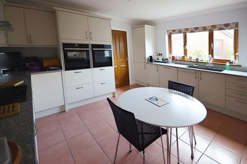 31 Pencoed Road, Burry Port, SA16 0PJ
