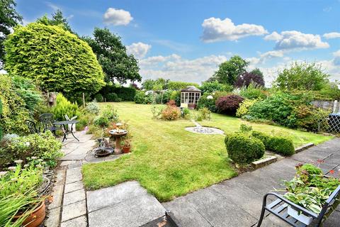 4 bedroom detached house for sale, The Fairways, Leamington Spa