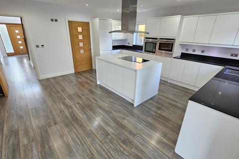37 Tithby Road, Bingham, Nottingham, NG13 8GP