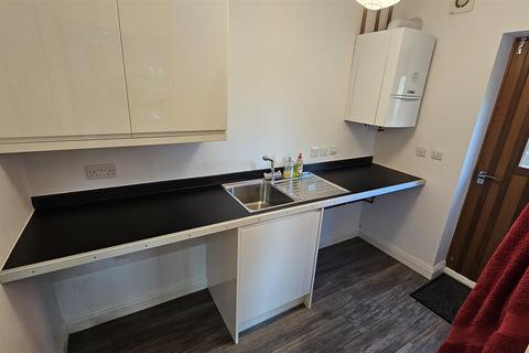 37 Tithby Road, Bingham, Nottingham, NG13 8GP
