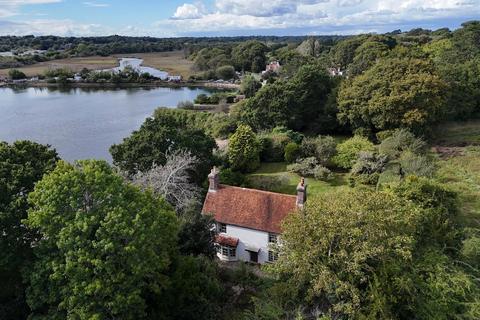 3 bedroom detached house for sale, Undershore Road, Lymington, SO41