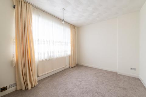 19 Dorset Crescent, Gravesend, DA12 4BU