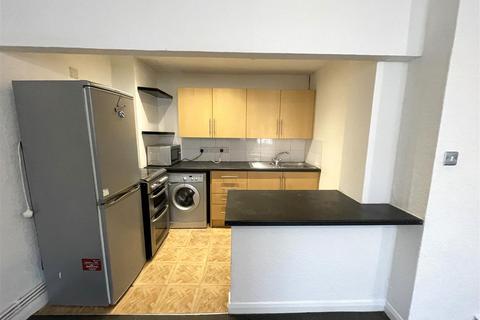 2 bedroom flat for sale, Devonshire Place, Brighton