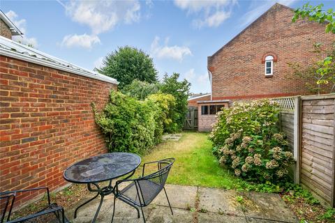6 Catherine Drive, Richmond, TW9 2BX