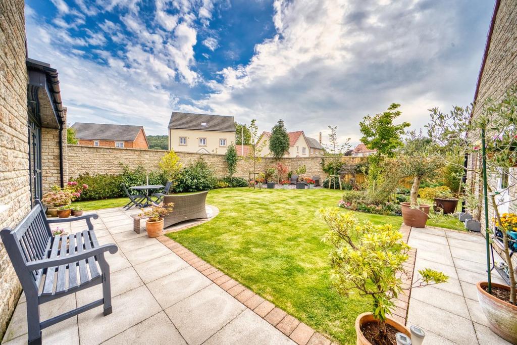 4 Warren View - Mark Templer - Photo CB 85.jpeg