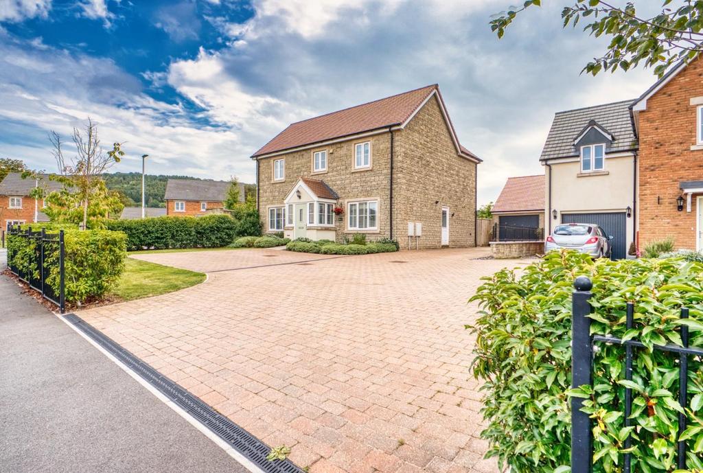 4 Warren View - Mark Templer - Photo CB 88.jpeg