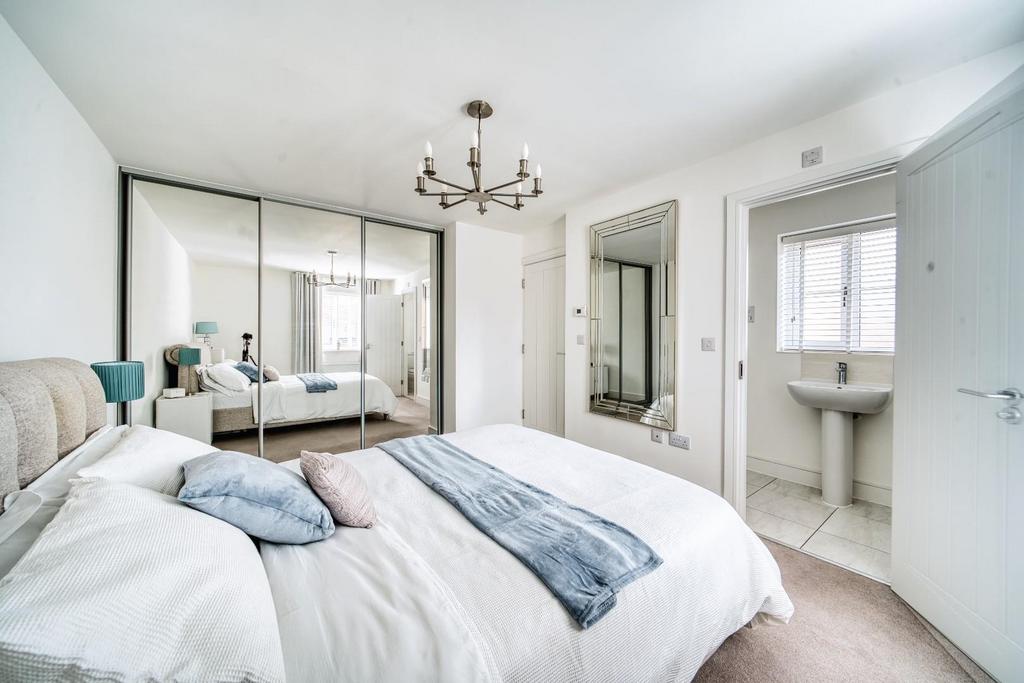 4 Warren View - Mark Templer - Photo CB 59.jpeg