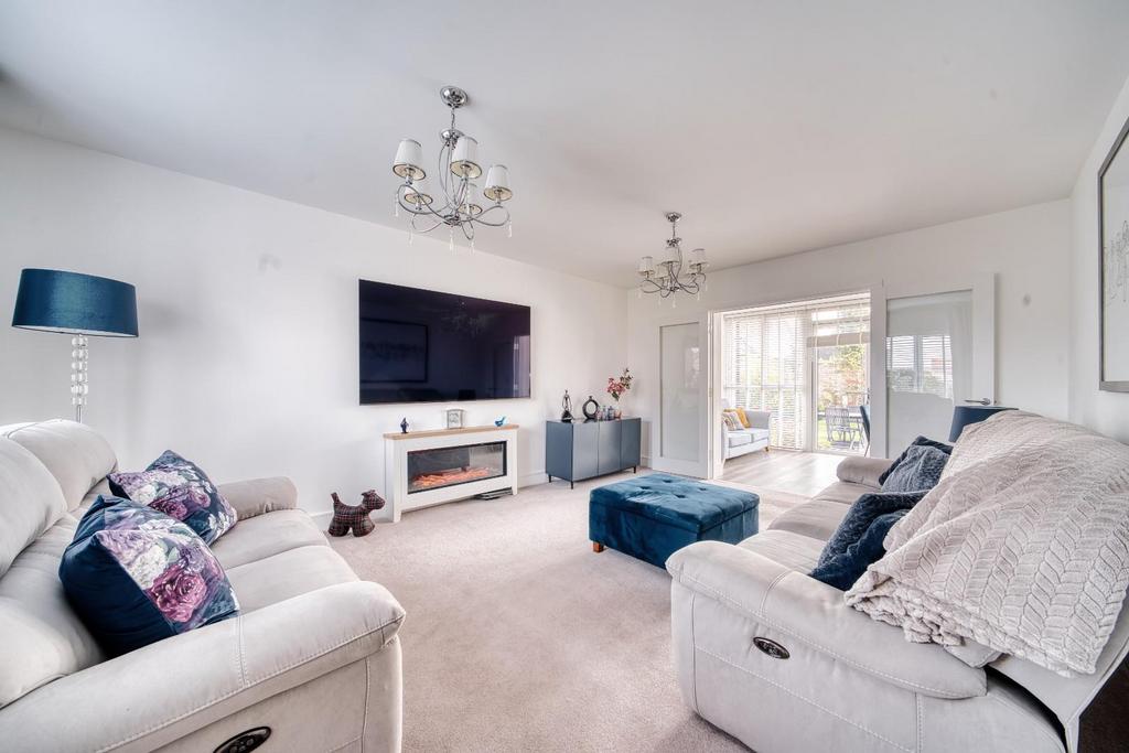 4 Warren View - Mark Templer - Photo CB 11.jpeg
