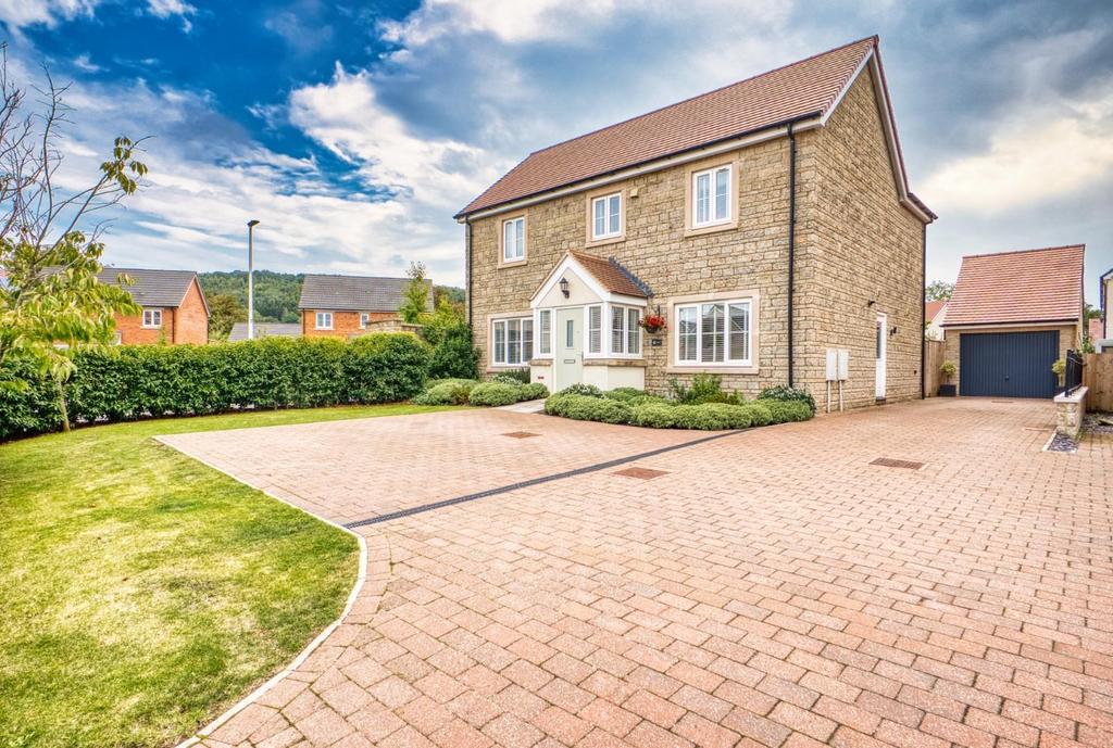 4 Warren View - Mark Templer - Photo CB 89.jpeg