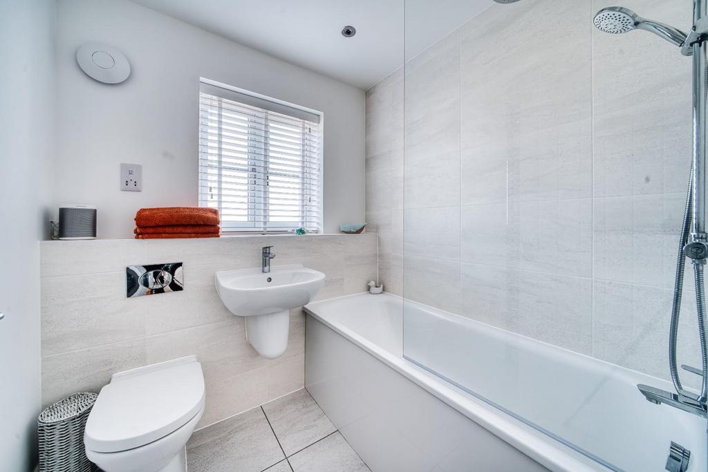 4 Warren View - Mark Templer - Photo CB 67.jpeg