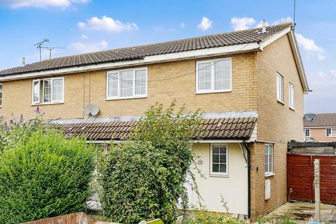 2 bedroom end of terrace house for sale, Cyclamen Place,  Aylesbury,  HP21