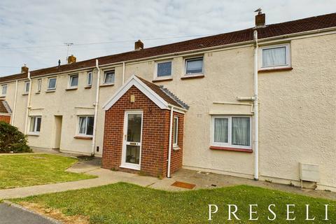 3 bedroom terraced house to rent, Nubian Avenue, Haverfordwest