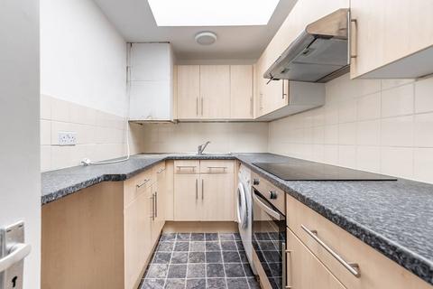 2 bedroom flat to rent, Gloucester Road, South Kensington, London, SW7