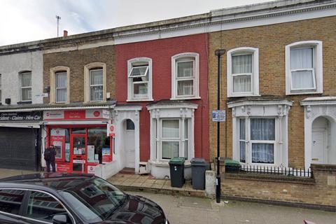 4 bedroom terraced house for sale, Park Lane, London N17