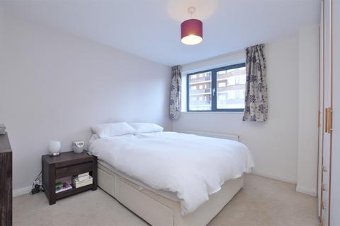 2 bedroom apartment to rent, Fanshaw Street, London N1