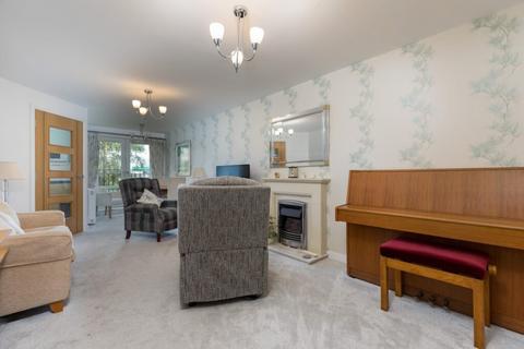 1 bedroom retirement property for sale, Hilltree Court, Fenwick Road, Giffnock