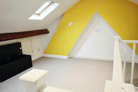 3 bedroom terraced house to rent, Poplar Terrace, Bristol BS15