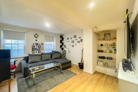 1 bedroom apartment for sale, Burch Road, Northfleet, Gravesend, Kent, DA11