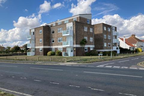 2 bedroom apartment for sale, Lyndhurst Road, Clacton-on-Sea CO15