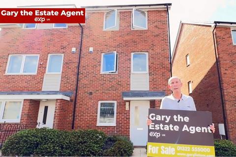 4 bedroom semi-detached house for sale, Burroughs Drive, Dartford DA1