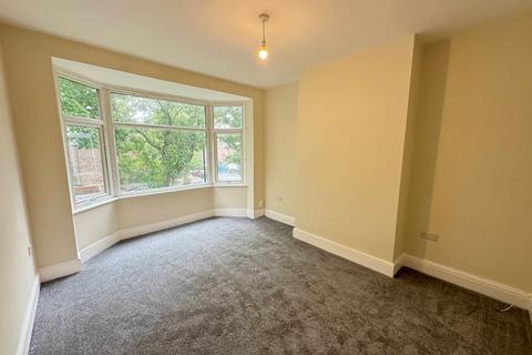 3 bedroom flat to rent, Verne Road, North Shields