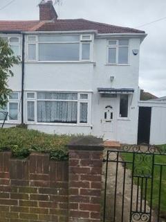 3 bedroom terraced house to rent, Gainsborough Gardens, Edgware, Greater London, HA8