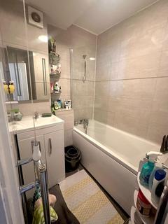 2 bedroom maisonette to rent, Ardent House, 320 Roman Road, London, Greater London, E3