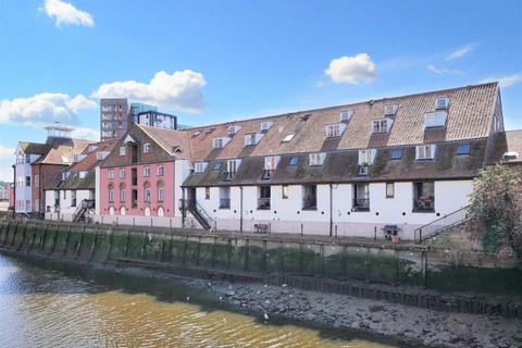 2 bedroom flat for sale, Dock Street, Ipswich