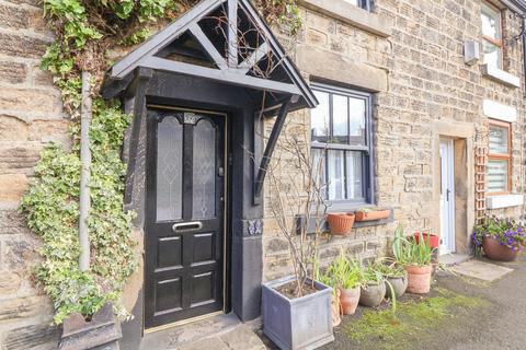 17 Bankbottom, Hadfield, Glossop, SK13 1BY