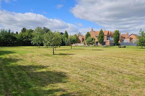 5 bedroom detached house for sale, Hazelas Drive, Gunthorpe, Nottingham