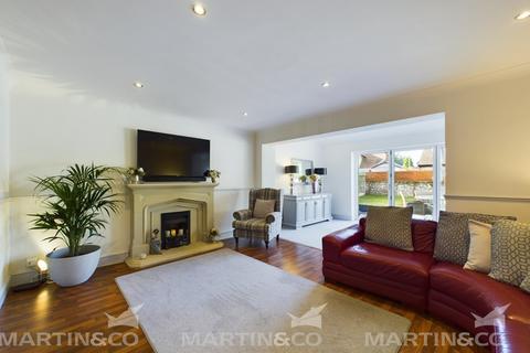 10 Windermere Close, Old Skellow, Doncaster, DN6 8NX