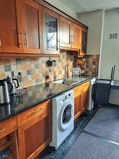 2 bedroom apartment to rent, Warrington Road, Harrow, HA1