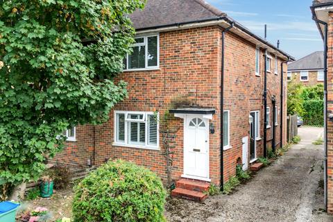 1 bedroom flat for sale, Wolsey Grove, Esher, KT10