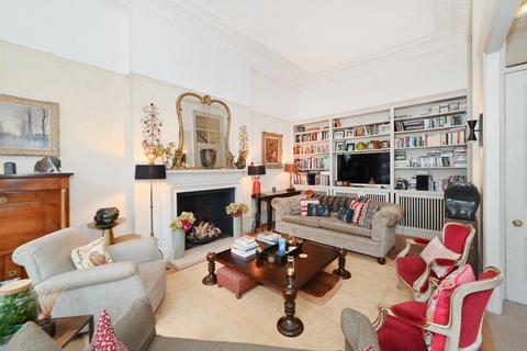 4 bedroom apartment to rent, Cornwall Gardens, SW7