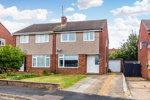 3 bedroom semi-detached house for sale, Farnham Drive, Rushden NN10