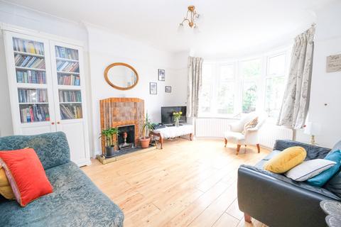 12 Derry Downs, Orpington, BR5 4DT