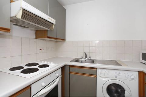 1 bedroom flat to rent, Chalcot Lodge, Belsize Park, London, NW3