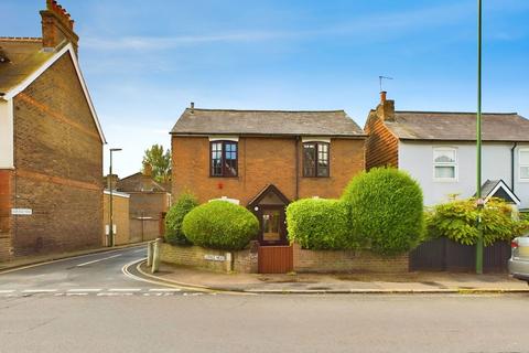 3 bedroom detached house for sale, Brighton Road, Horsham RH13