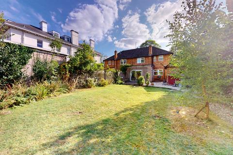 3 bedroom semi-detached house for sale, Queens Road, Cheltenham