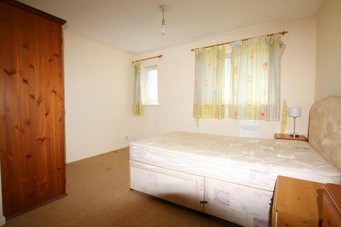 1 bedroom terraced house for sale, Colnbrook